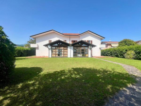 Villino Cocca Marina Di Massa